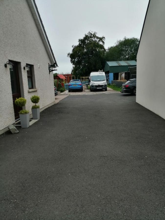 Randalstown Lynn'S Lodge, International Airport 15Mins מראה חיצוני תמונה